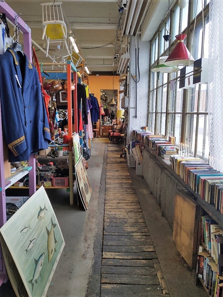 Kellokoski Tehtaan Kirppis