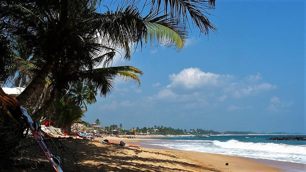 Tangalle Kohti avaraa maailmaa