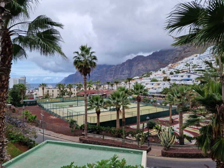 Los Gigantes - Kohti avaraa maailmaa