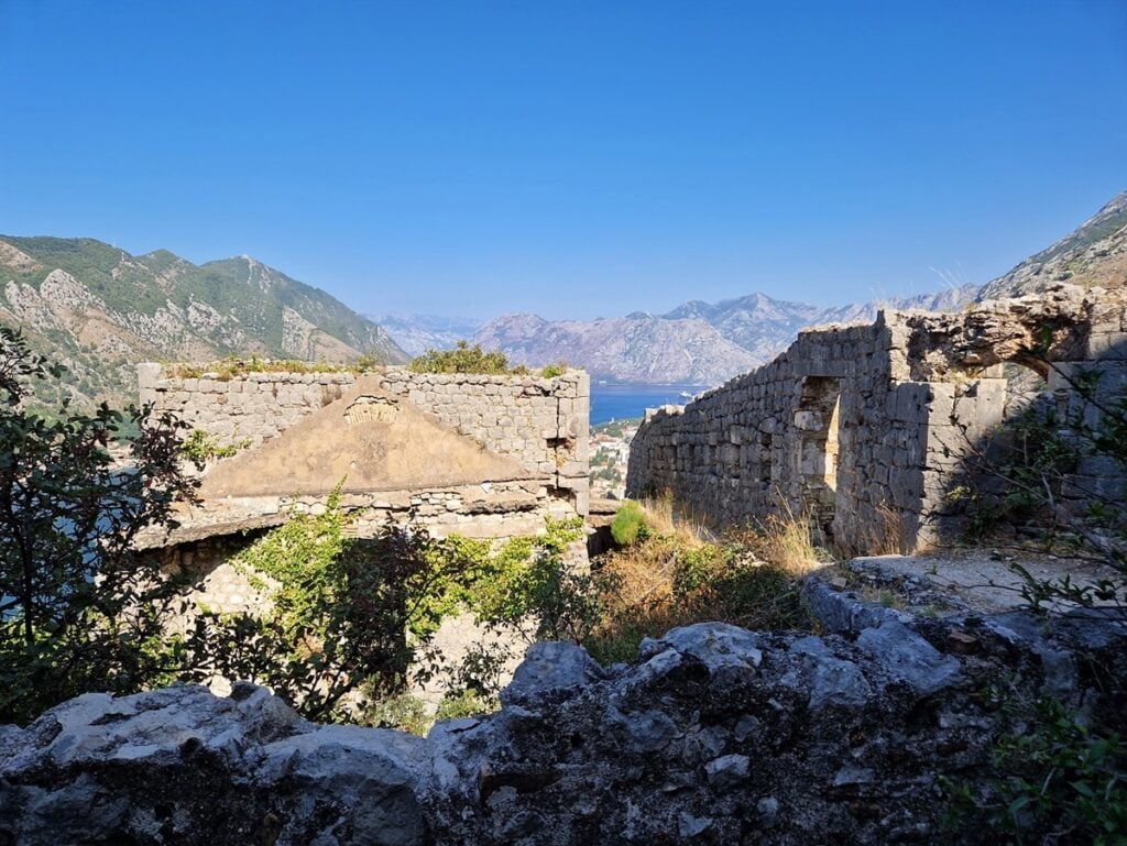 Kotor - Kohti avaraa maailmaa