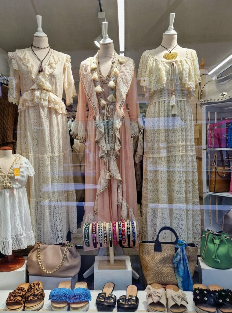 Värikäs Buranon saari Venetsiassa