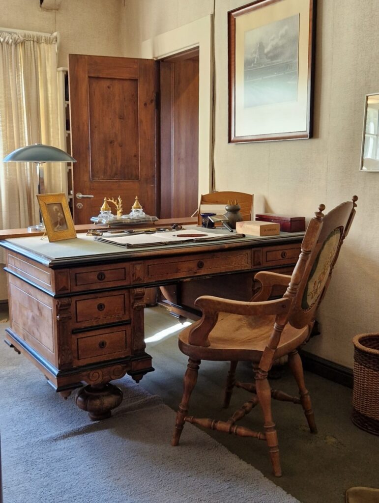 Sibeliuksen työpöytä -Kohti avaraa maailmaa