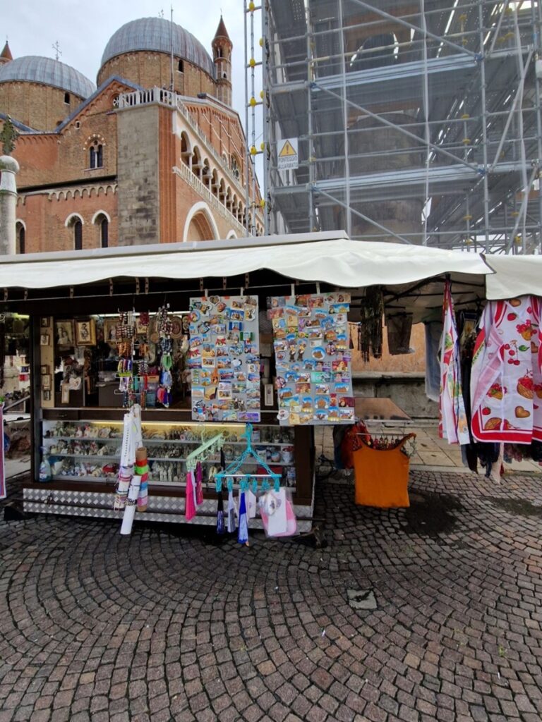 Padovan kirkko - Kohti avaraa maailmaa