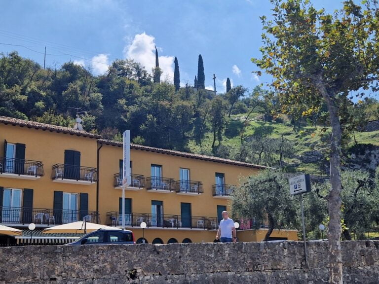Albergo del Garda - Kohti avaraa maailmaa