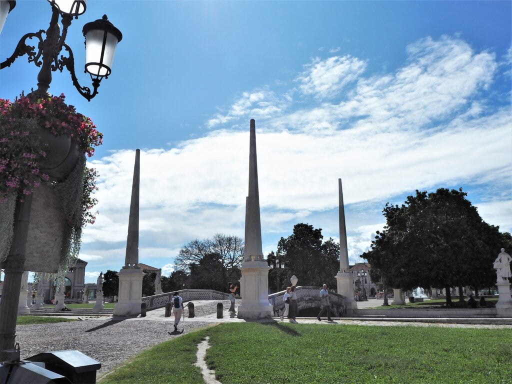 Prato della Valle - Kohti avaraa maailmaa