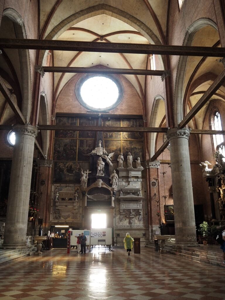 Basilica di Santa Maria dei Frari - Kohti avaraa maailmaa