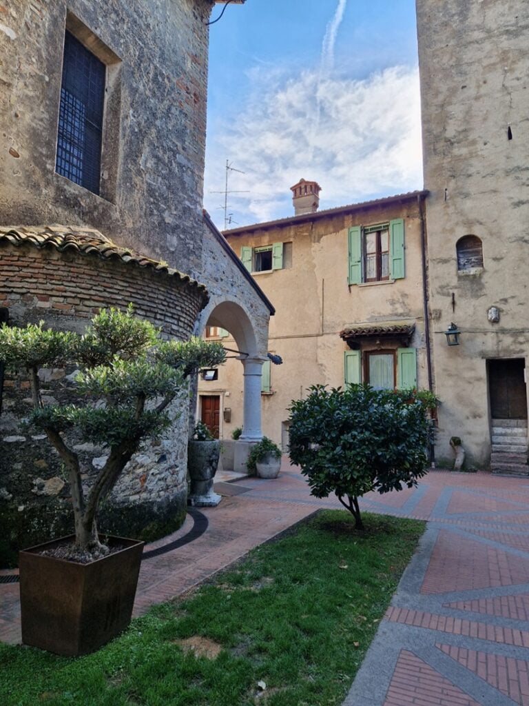 Sirmione - Kohti avaraa maailmaa