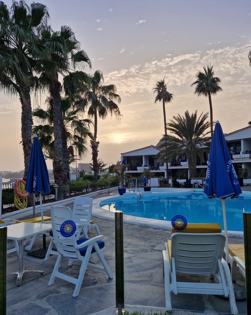 Sunsuites Carolina & Collection