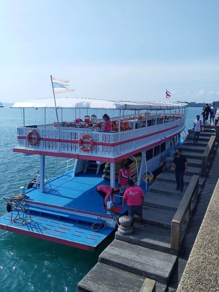 James Bond Island - retki viidelle saarelle Phuketissa
