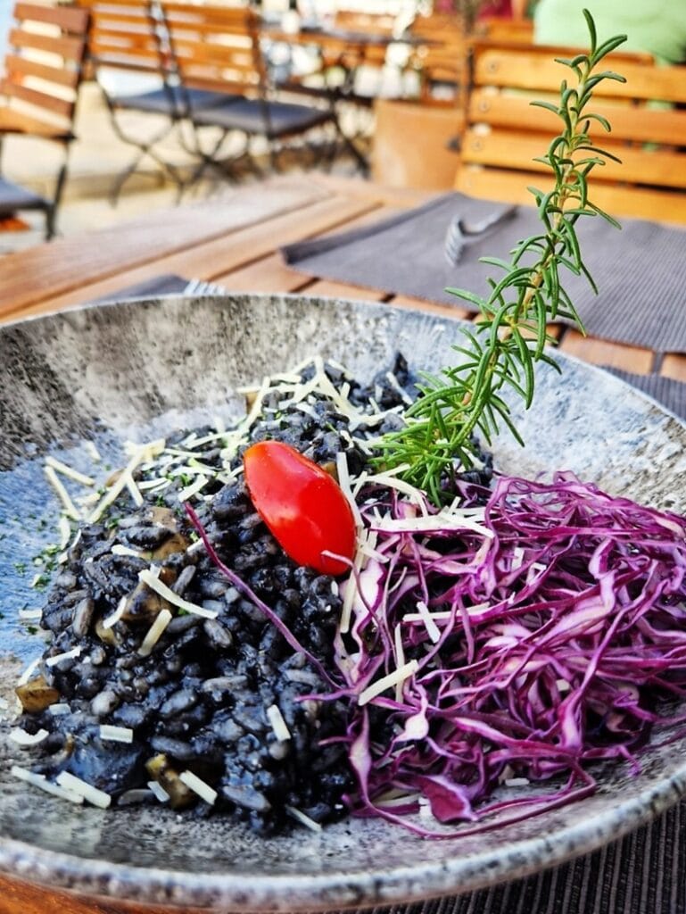 Cavtat - Kroatian pikkukaupunki suurella sydämellä