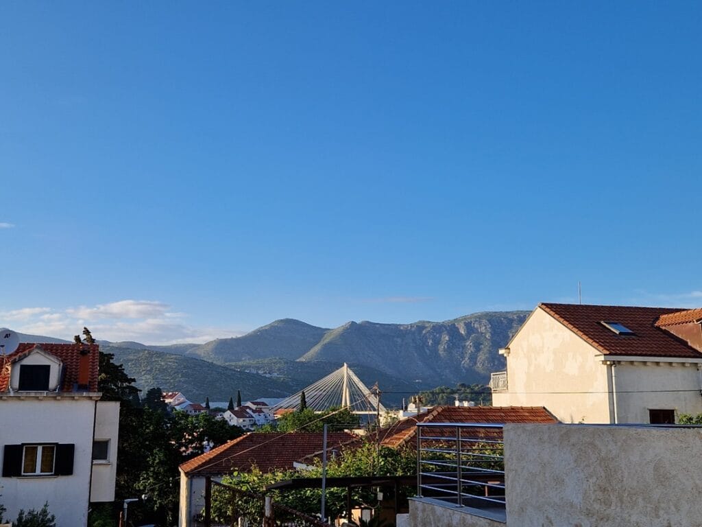 Lapad - Kohti avaraa maailmaa