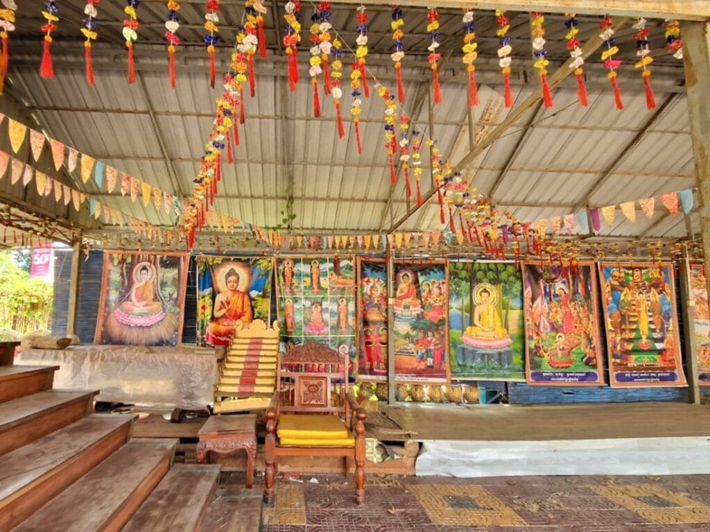 Wat Sampov Treileak - Kohti avaraa maailmaa