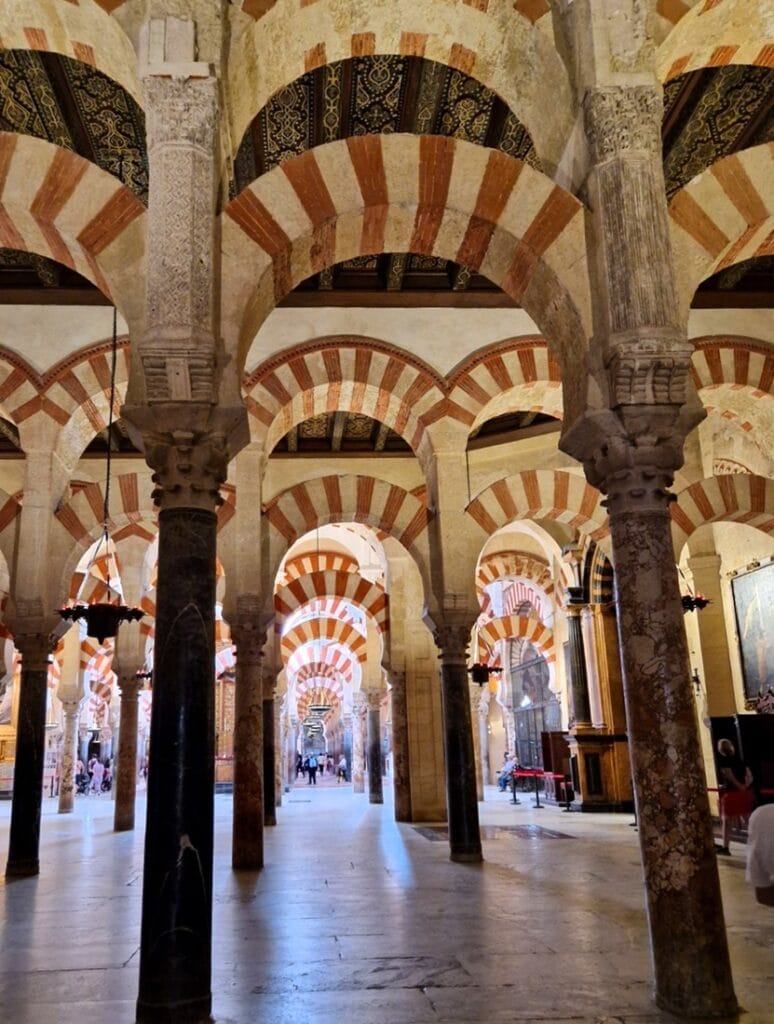 Mezquita - Kohti avaraa maailmaa