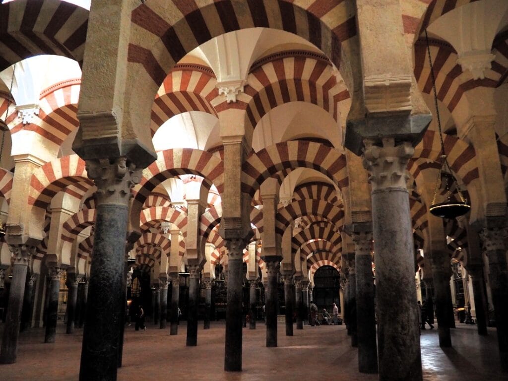 Mezquita - Kohti avaraa maailmaa