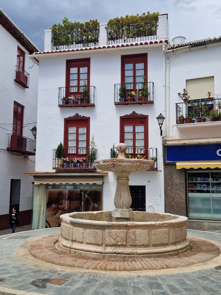 Velez-Málaga - Kohti avaraa maailmaa