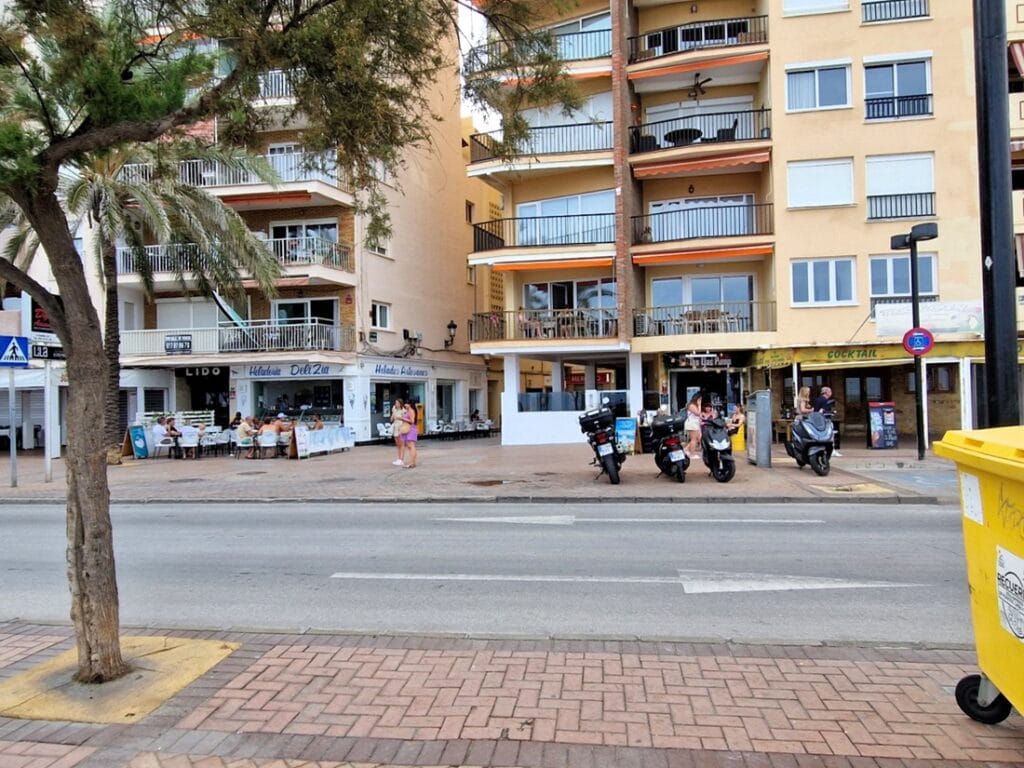 Fuengirola - Kohti avaraa maailmaa