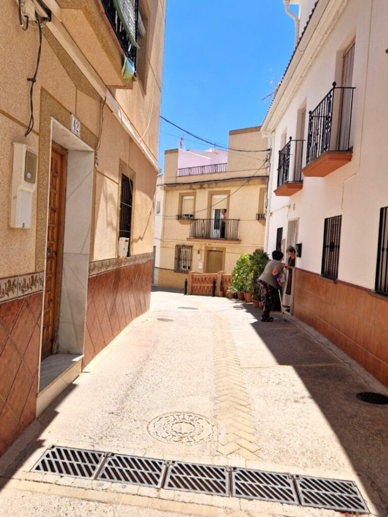 Talon etsiminen Espanjasta osa 6 - Kohti avaraa maailmaa