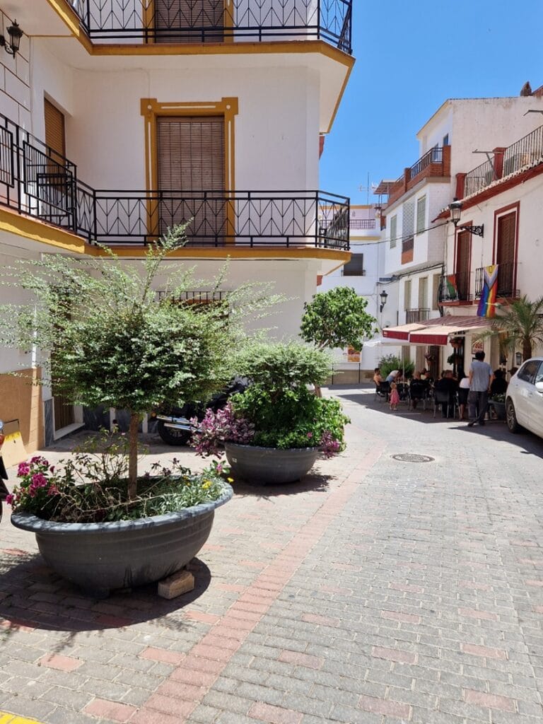 Molvizar - Kohti avaraa maailmaa