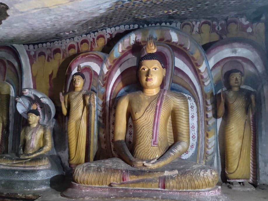 Dambulla - Kohti avaraa maailmaa