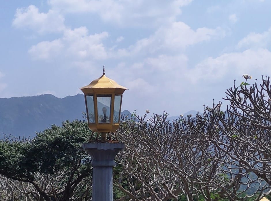 Dambulla - Kohti avaraa maailmaa