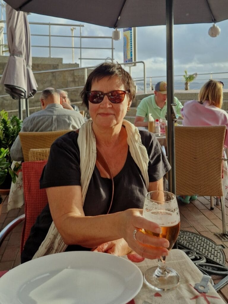 Tapaksista tortillaan – matka espanjalaiseen ruokakulttuuriin ilman ruusunpunaisia laseja