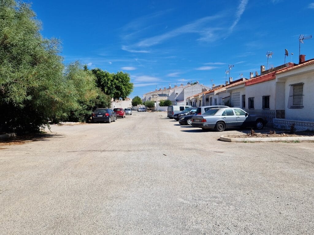 Torrevieja - Kohti avaraa maailmaa