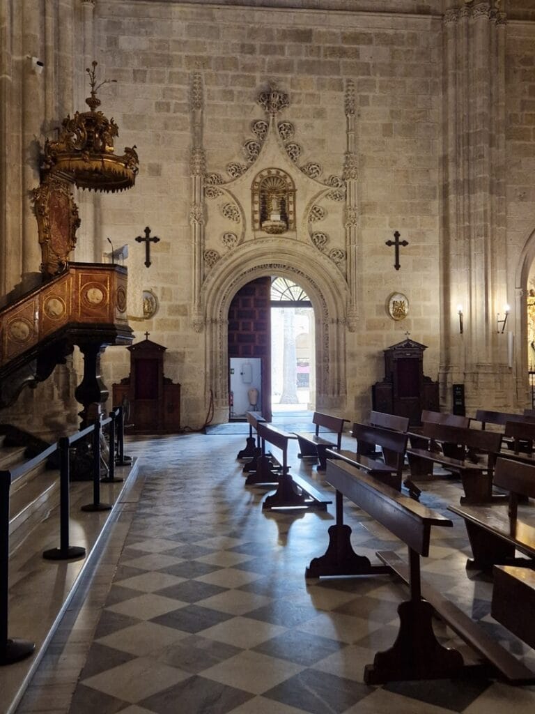 Catedral de la Encarnación - Kohti avaraa maailmaa