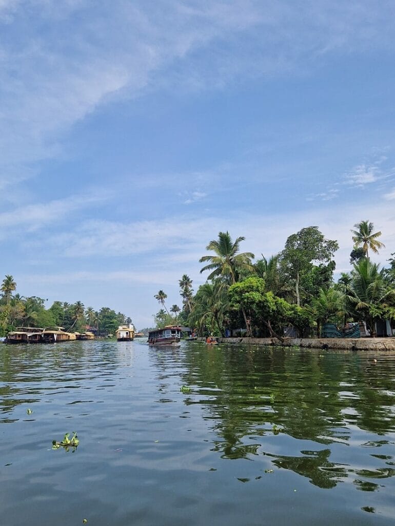 Alappuzha Backwaters - Kohti avaraa maailmaa