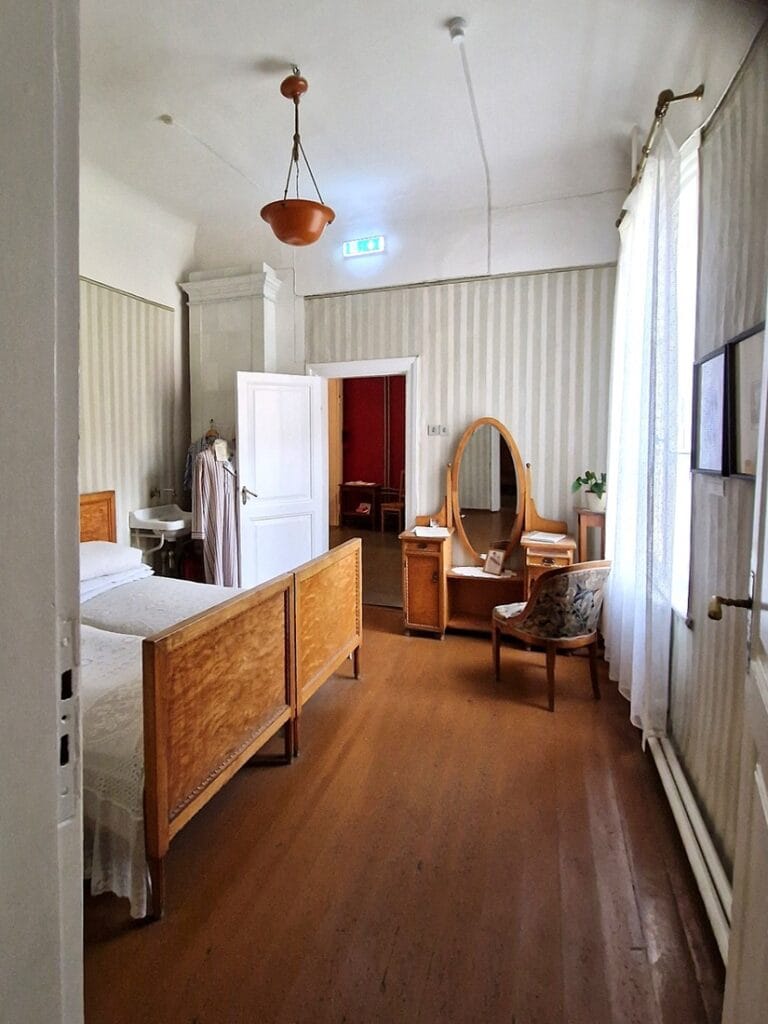 E. Vilden museo - Kohti avaraa maailmaa