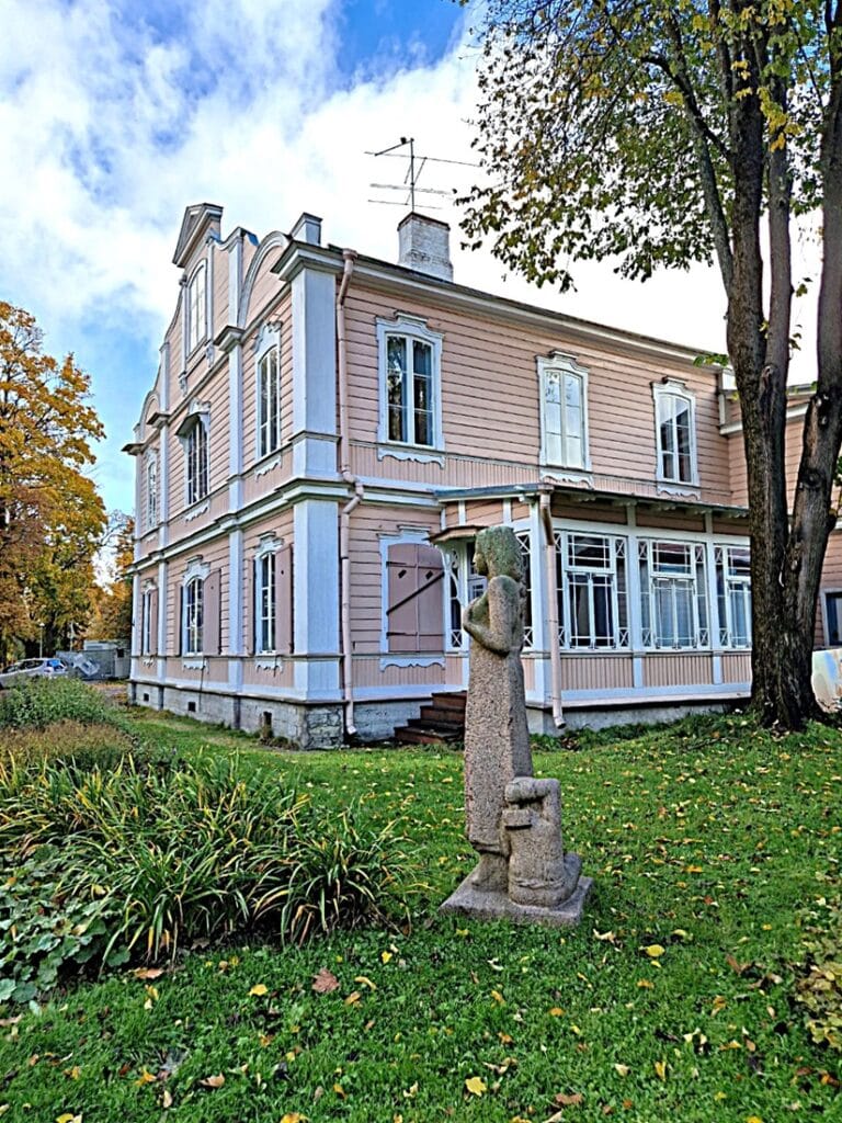 E. Vilden museo - Kohti avaraa maailmaa