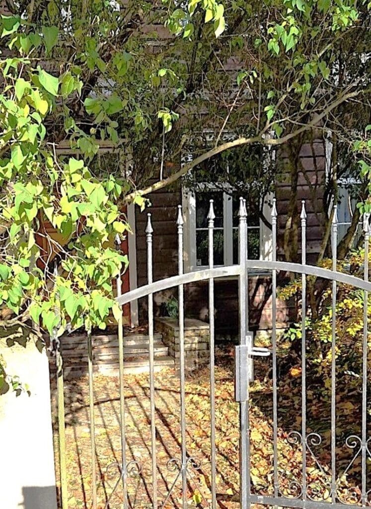 Kaupunki jää taa – Tallinnan rauhallisin paikka löytyy Kadriorgista