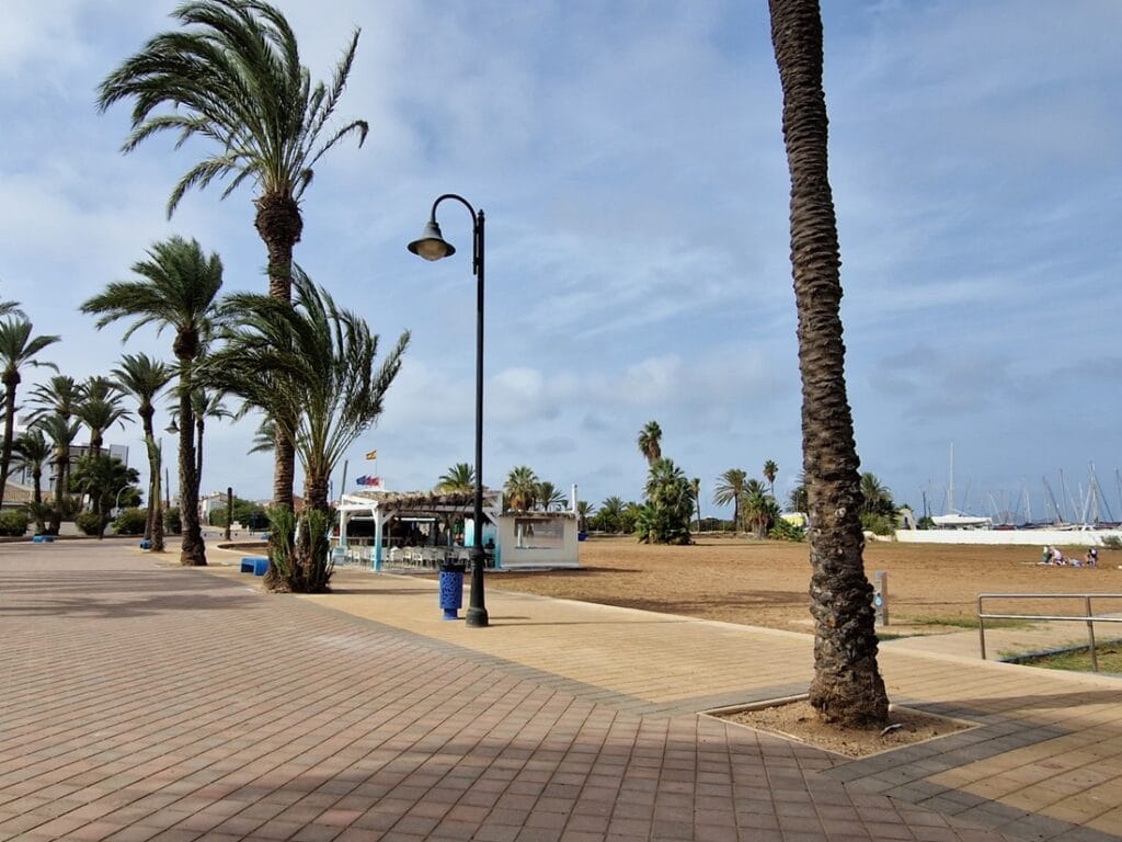 Playa Levante - Kohti avaraa maailmaa