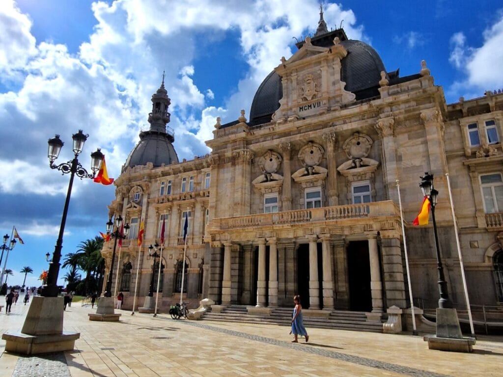 Cartagena - Kohti avaraa maailmaa