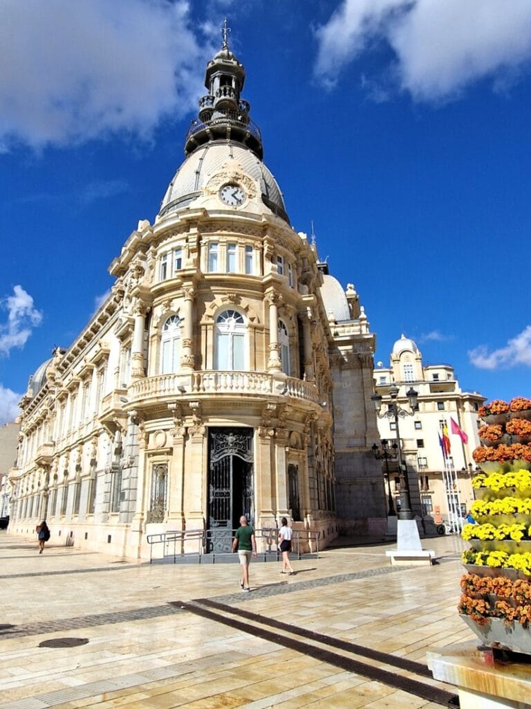 Cartagena - Kohti avaraa maailmaa