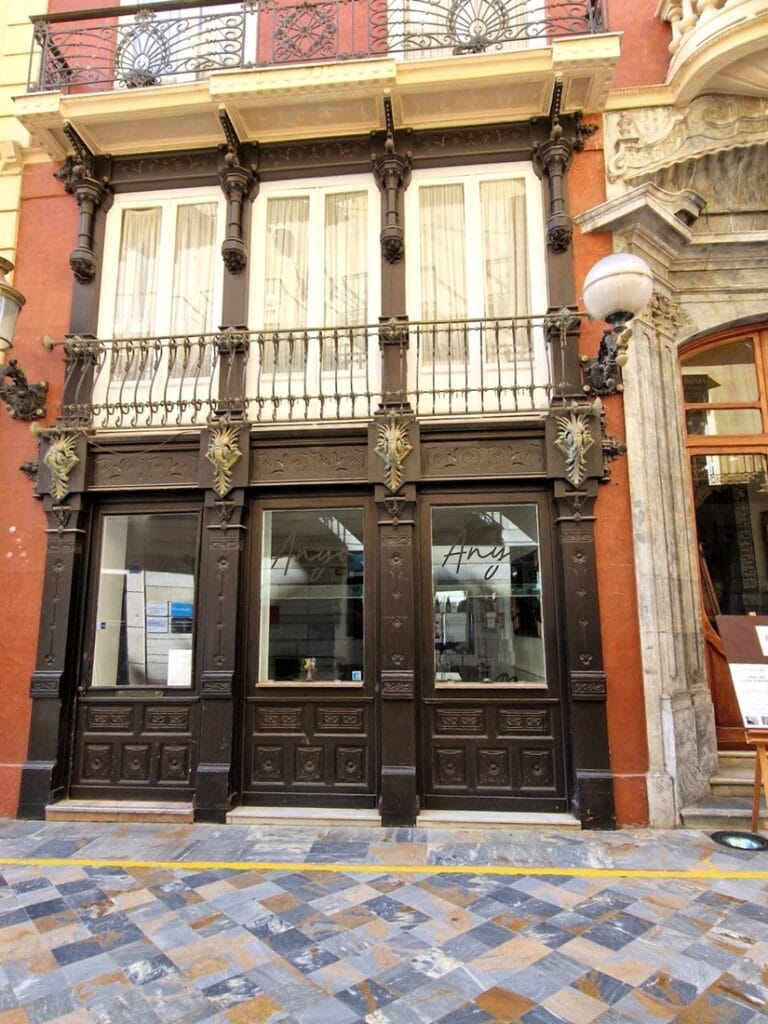 Cartagena - Kohti avaraa maailmaa