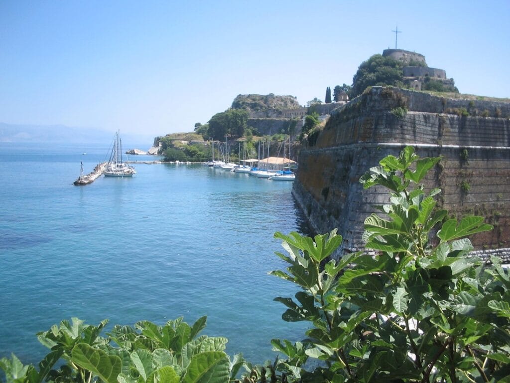 Korfu - Kohti avaraa maailmaa