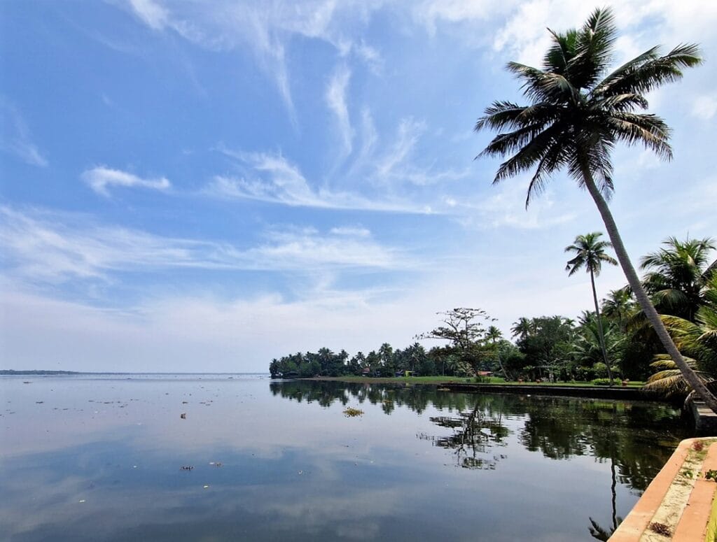 Vembanad-järvi - Kohti avaraa maailmaa