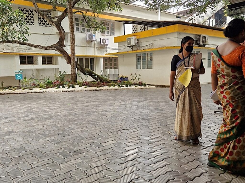 Taluk Hospital Thuravoor - Kohti avaraa maailmaa