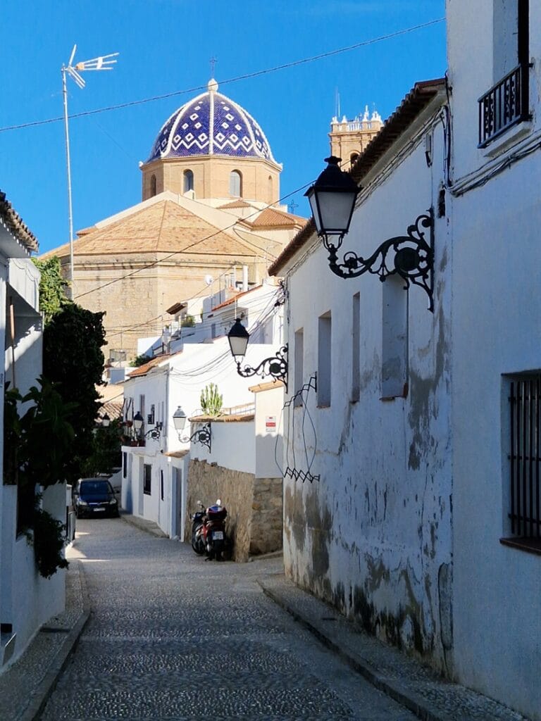 Nuestra Señora del Consuelo Altea - Kohti avaraa maailmaa