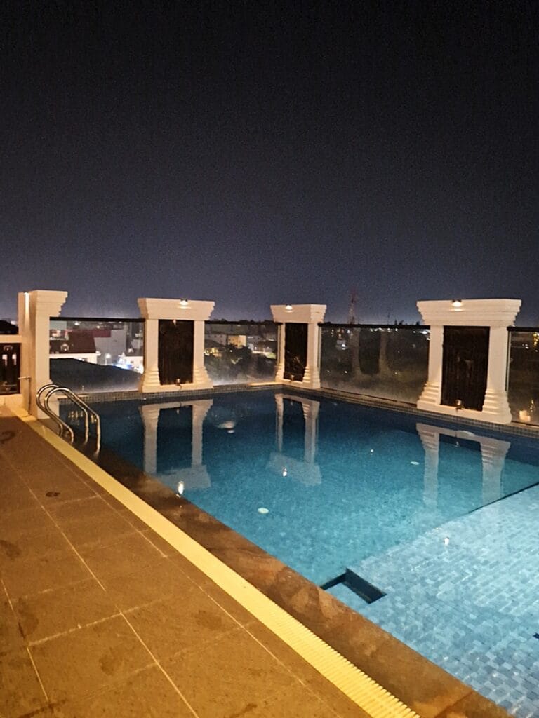 Homewood Hotel by Seuya Siem Reap - Kohti avaraa maailmaa