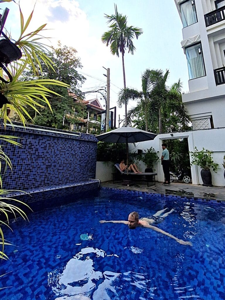 Homewood Hotel by Seuya Siem Reap - Kohti avaraa maailmaa