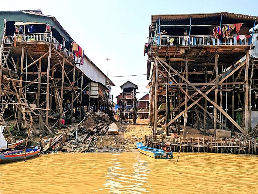Tonlé Sap - Kohti avaraa maailmaa