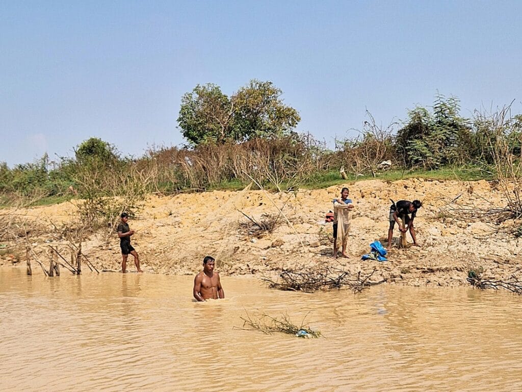 Tonlé Sap - Kohti avaraa maailmaa