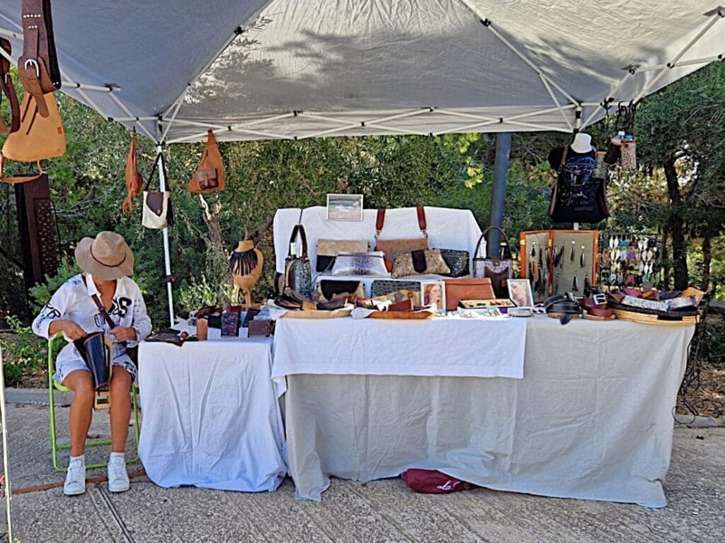 Rojalles - Kohti avaraa maailmaa