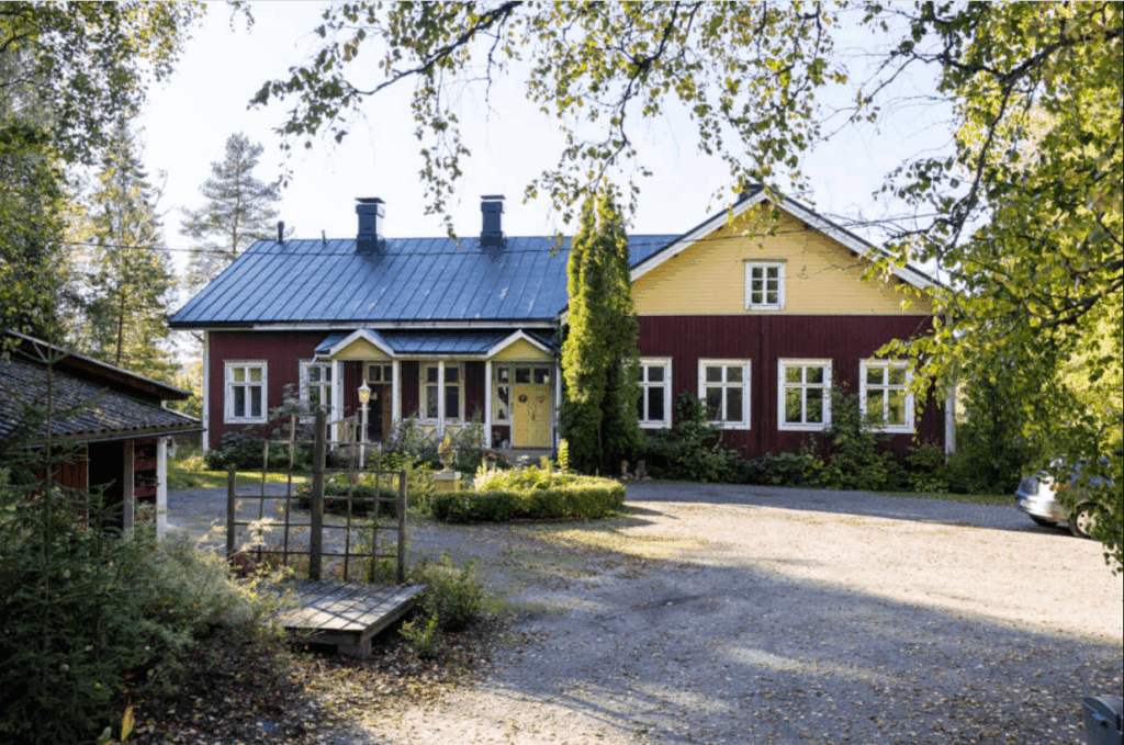 Musiikkikoulu - Kohti avaraa maailmaa