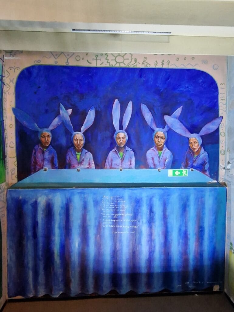 Taideportaikko Kellokosken sairaalassa - Kohti avaraa maailmaa