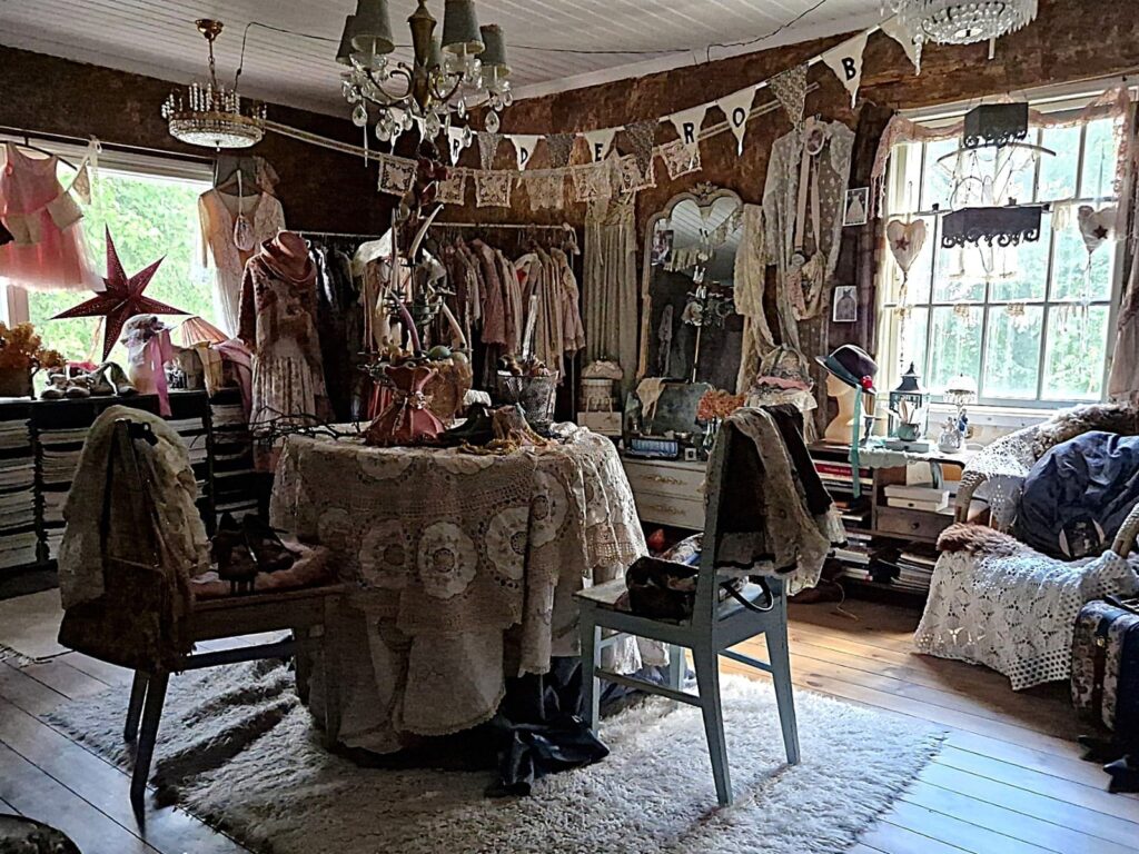 Kylän tarinat elävät - Tarinoiden Talot Kellokoskella