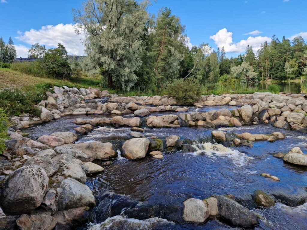 Kellokosken pato - Kohti avaraa maailmaa