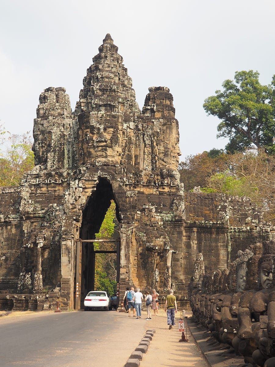 Angkor Thom - Kohti avaraa maailmaa
