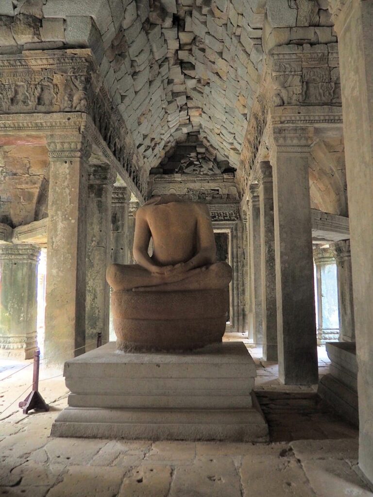 Ta Prohm - Kohti avaraa maailmaa